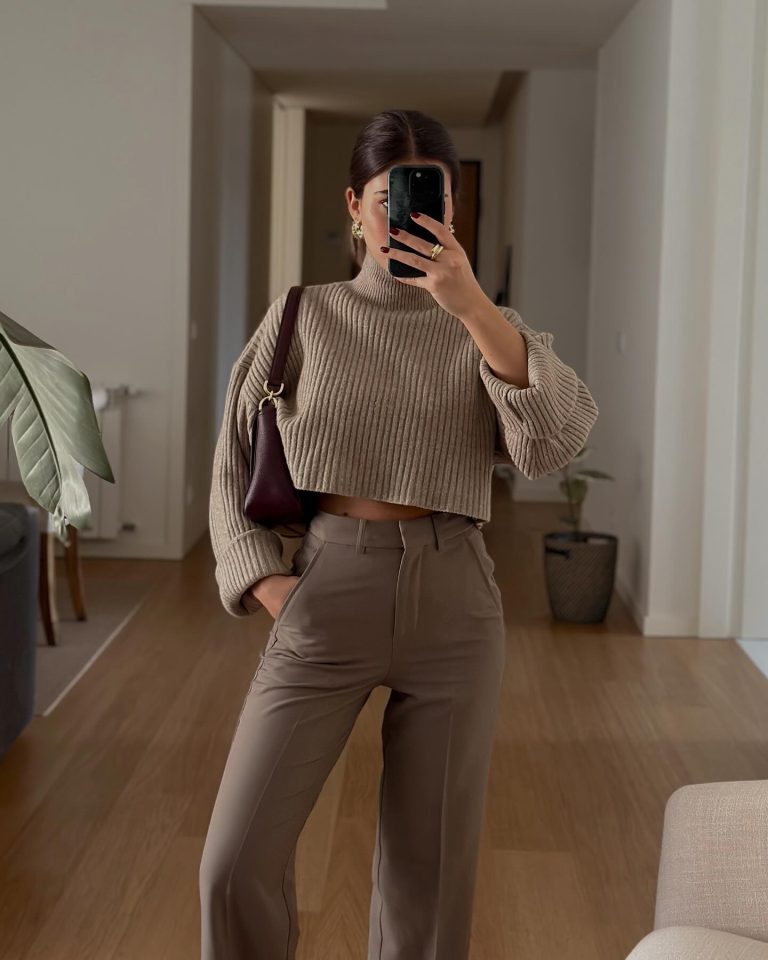 Ice Queen Glamour: Frosty Fashion Statement